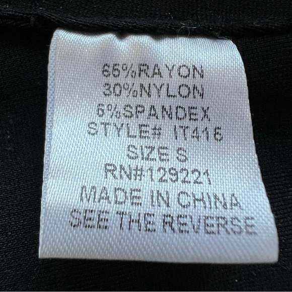 Signature8 crisscrossed strappy front zip back top 17618 - Picture 7 of 8